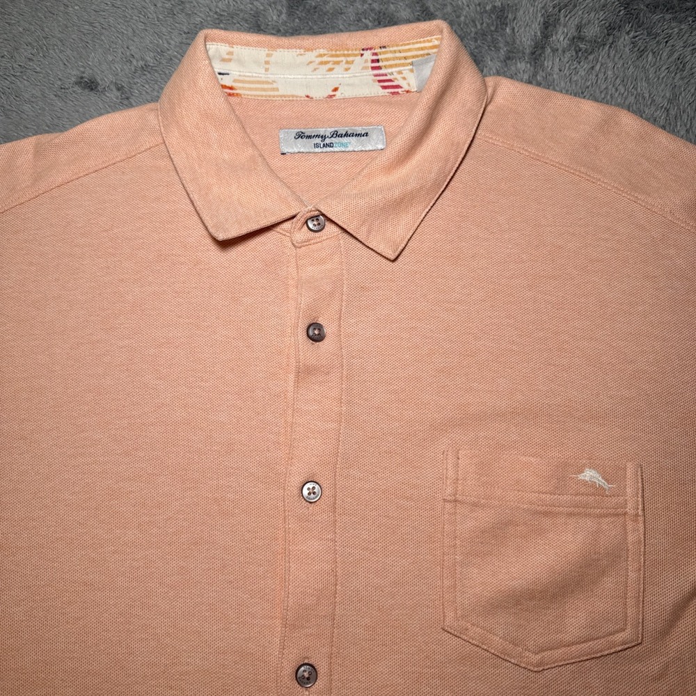 Tommy Bahama Men's Large Hibiscus Mirage Five o'Clock IslandZone Camp Shirt Pink
